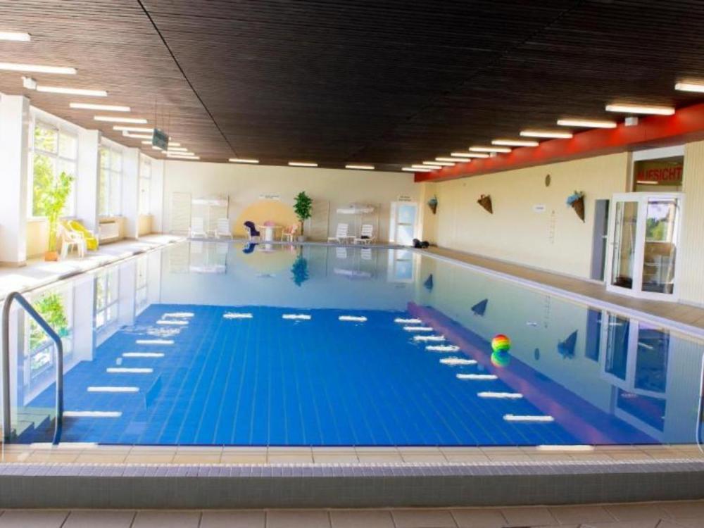 Hexenstube - Traumhafter Ausblick & Pool Apartment Braunlage